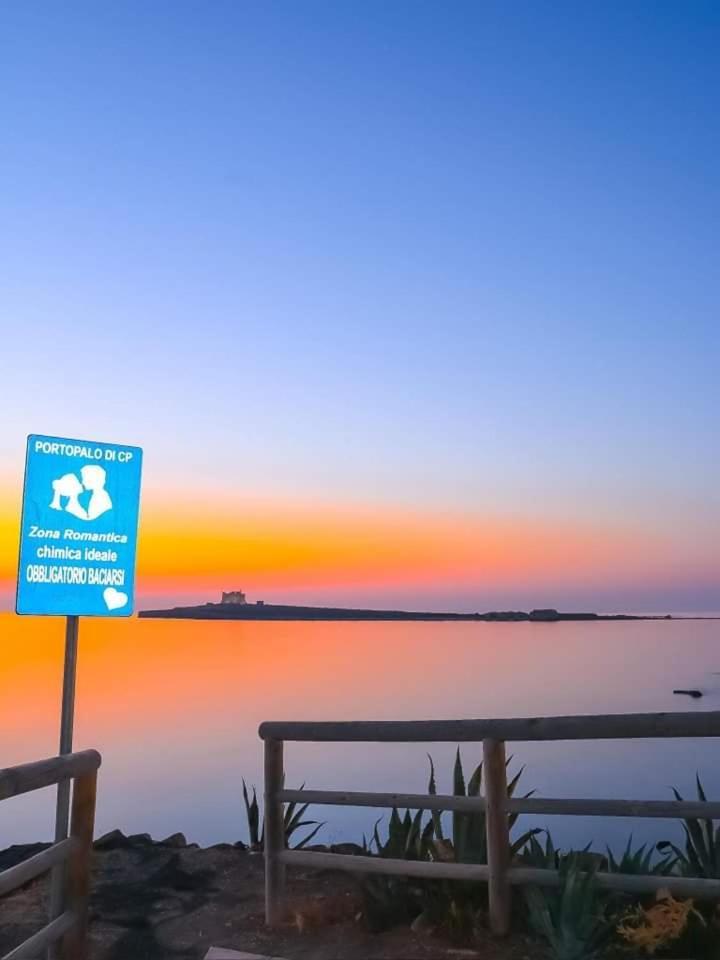Вілла Casa Guttuso 1 Portopalo Di Capo Passero Екстер'єр фото